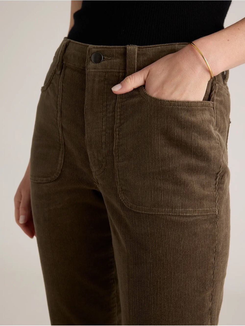 Quince Straight-Leg Corduroy Pants in Olive Brown